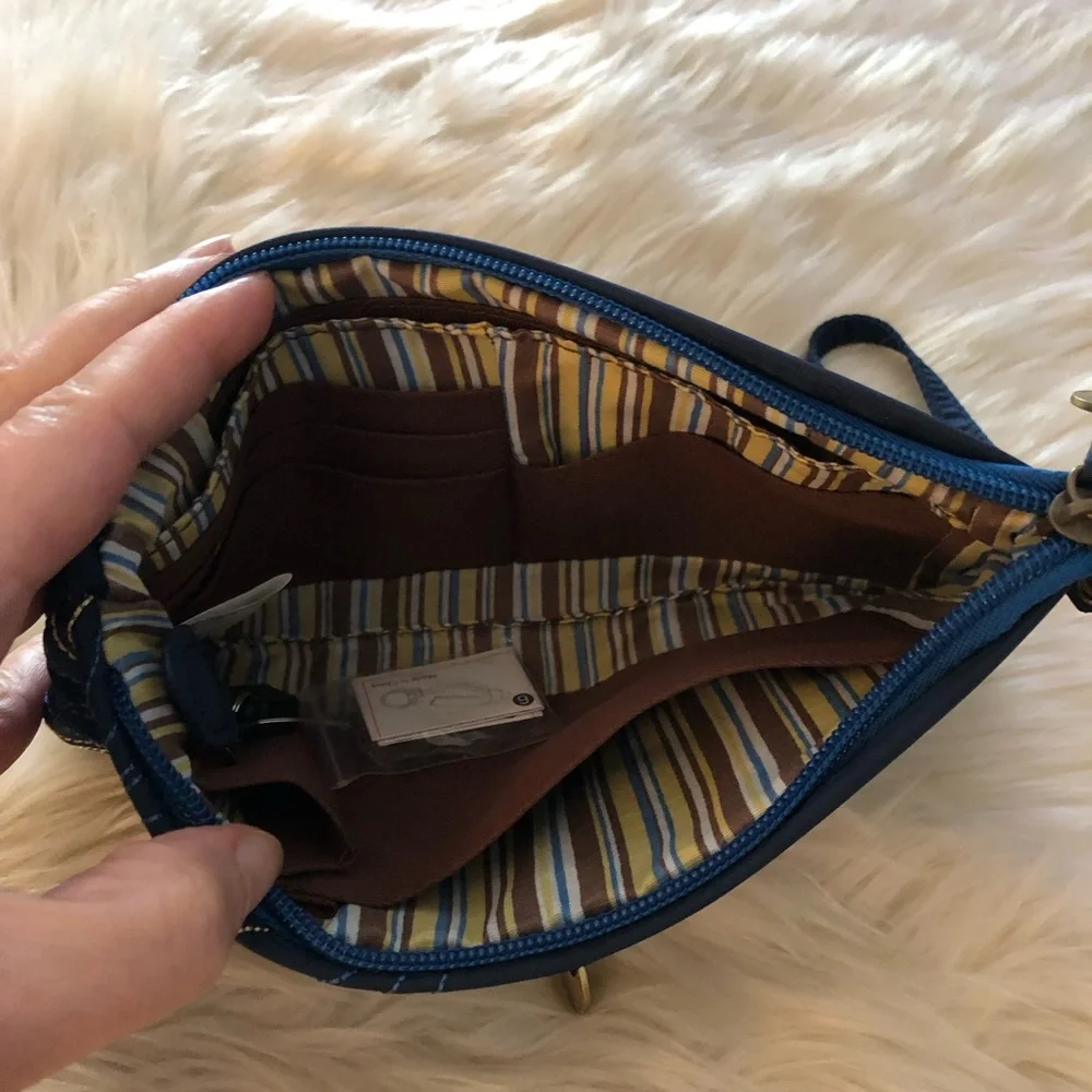 Travelon blue nylon wristlet wallet